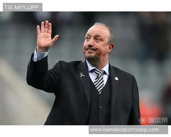 贝尼特斯即将加盟帕纳辛纳科斯执教未来充满期待