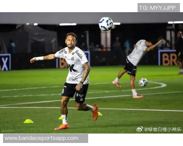 内马尔合同年底到期多家俱乐部受伤前密切关注他